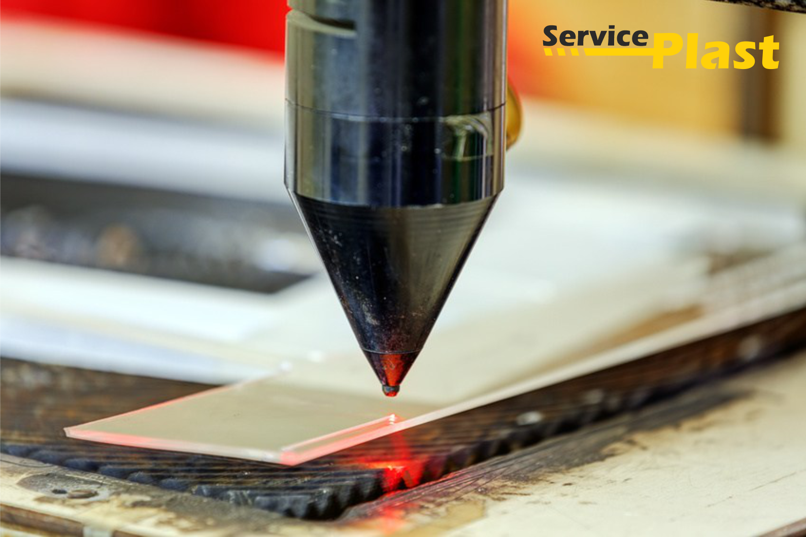 Laser cutting of plastics, Plexiglas, Plywood, Rubber and Cardboard - www.serviceplast.com