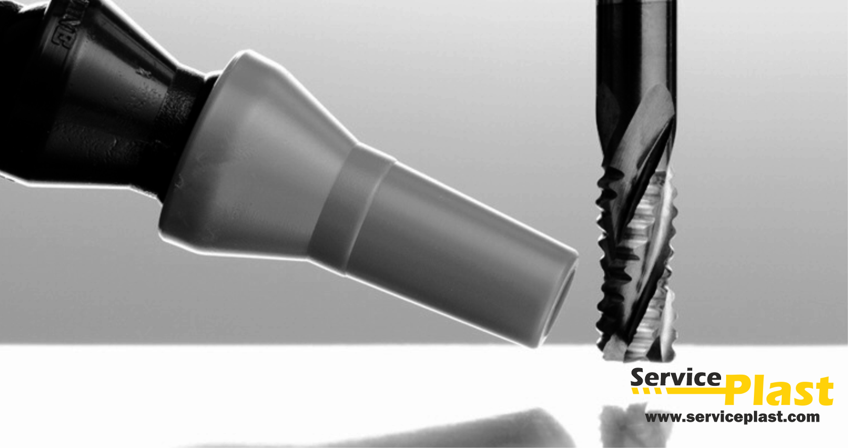 Plastic milling CNC service - Milling Cutter Cooling System - www.serviceplast.com Plastic milling CNC service - Milling Cutter Cooling System - www.serviceplast.com