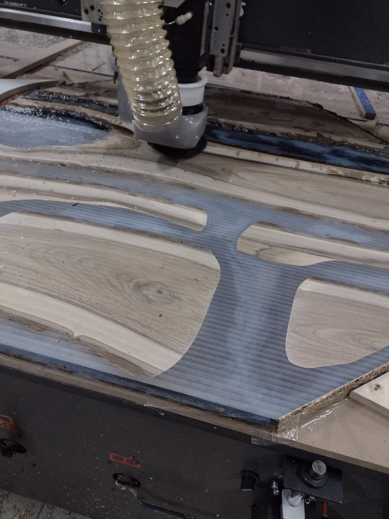 Planning epoxy table - www.serviceplast.com 